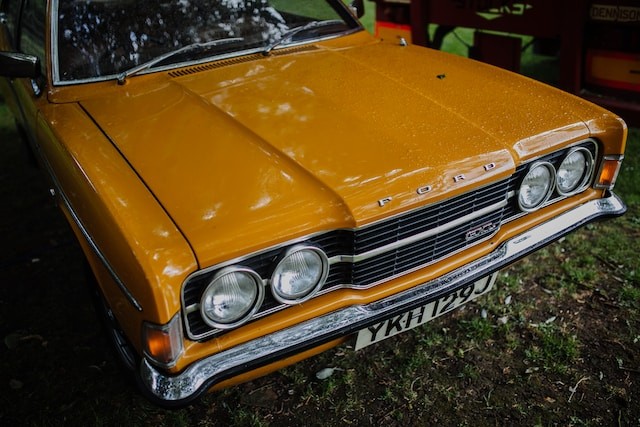 orange ford cortina