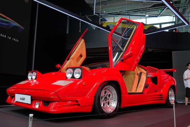 lamborghini countach