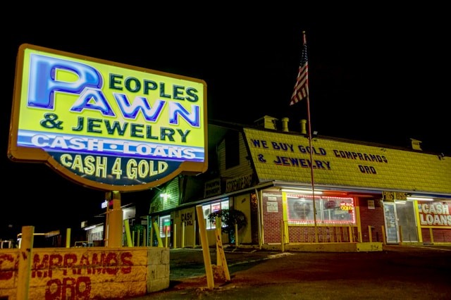 logo pawn shop